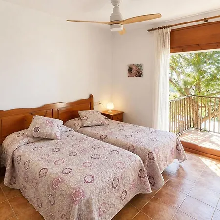 Melis Ii M8 Playa De By Interhome