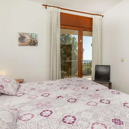 Melis Ii M8 Playa De By Interhome Apartmán